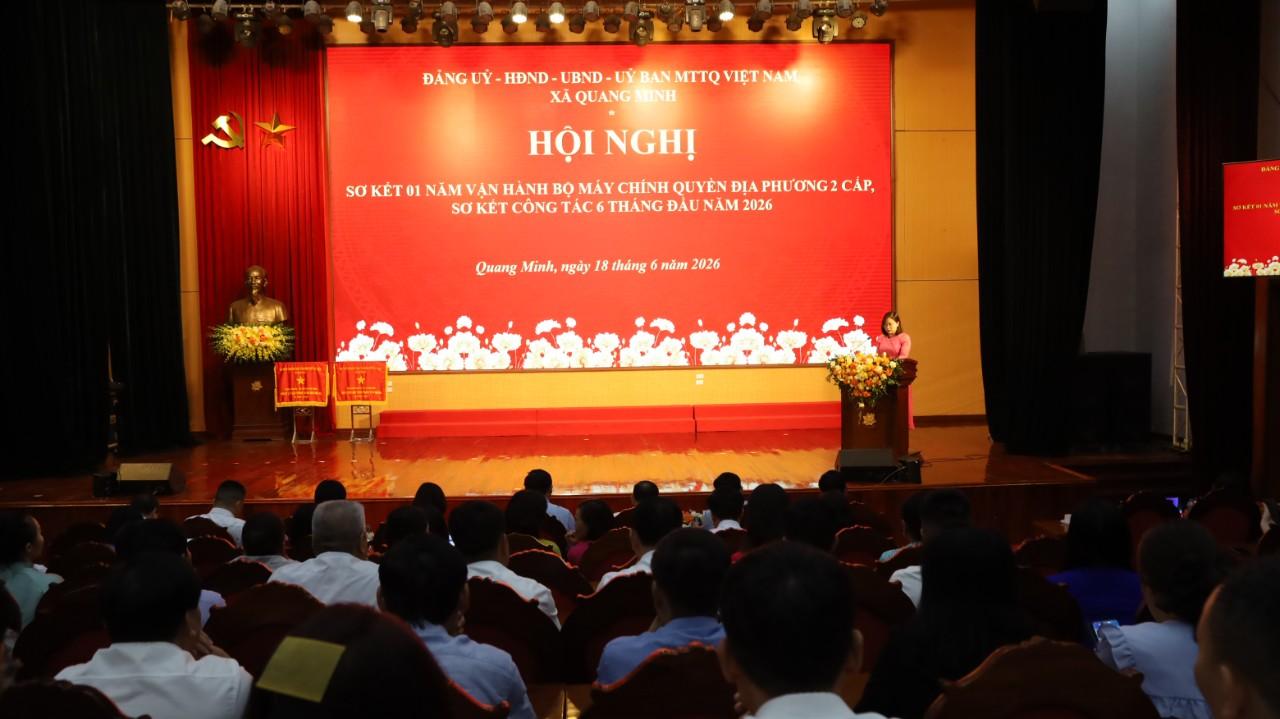 Quang cảnh hội nghị