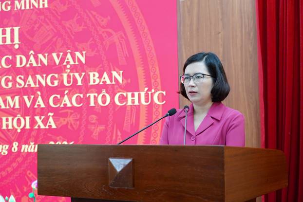 Đồng chí Nguyễn Thị Ngọc Hà - Phó Bí thư Thường trực Đảng ủy, Chủ tịch HĐND xã phát biểu chỉ đạo
