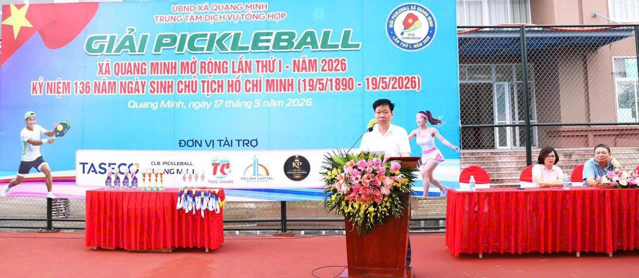 Đồng chí Phạm Anh Tuấn – Ủy viên Ban Thường vụ, Phó Chủ tịch UBND xã phát biểu khai mạc