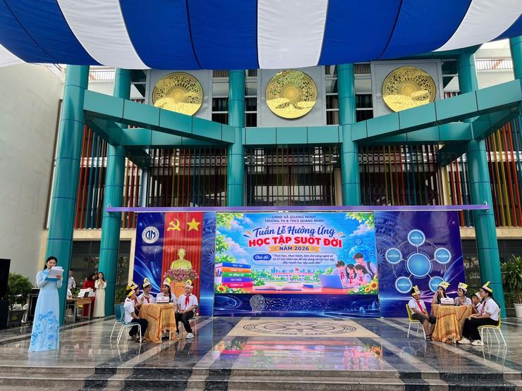 Giáo viên và học sinh Trường Tiểu học và THCS Quang Minh tổ chức hoạt động trải nghiệm về an toàn trên môi trường số
