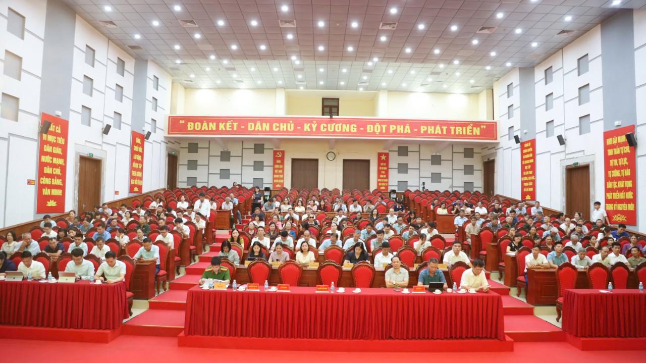 Quang cảnh hội nghị