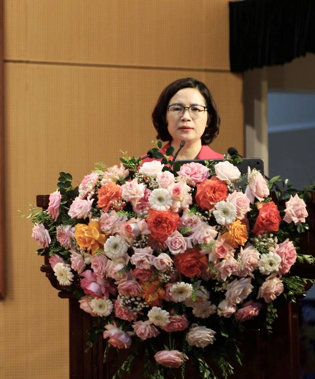 Đồng chí Nguyễn Thị Ngọc Hà – Phó Bí thư Thường trực Đảng uỷ xã phát biểu chỉ đạo tại hội nghị