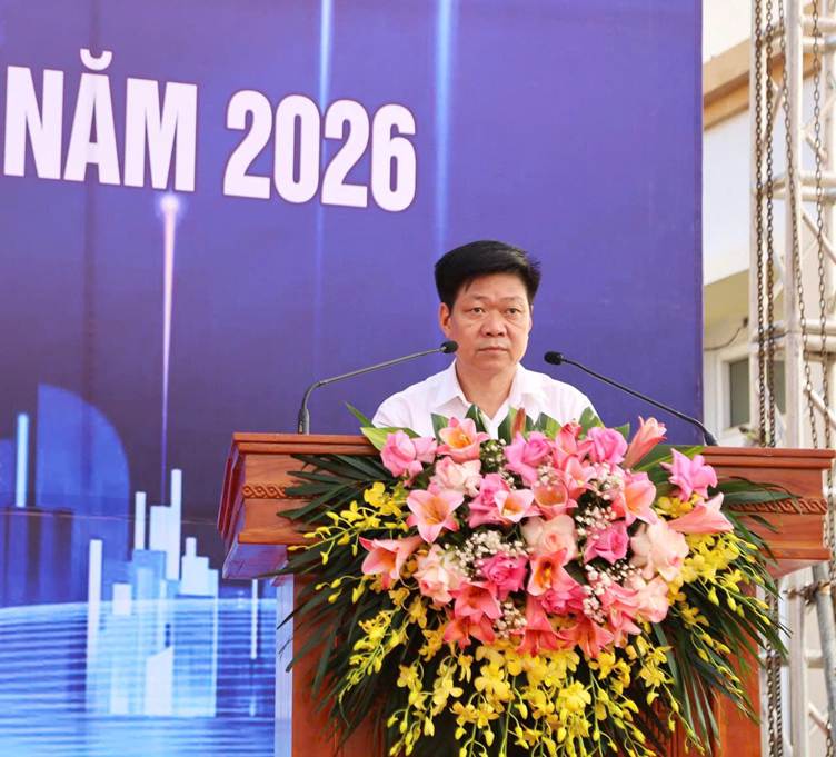 Đồng chí Phạm Anh Tuấn – Phó Chủ tịch UBND xã phát biểu khai mạc