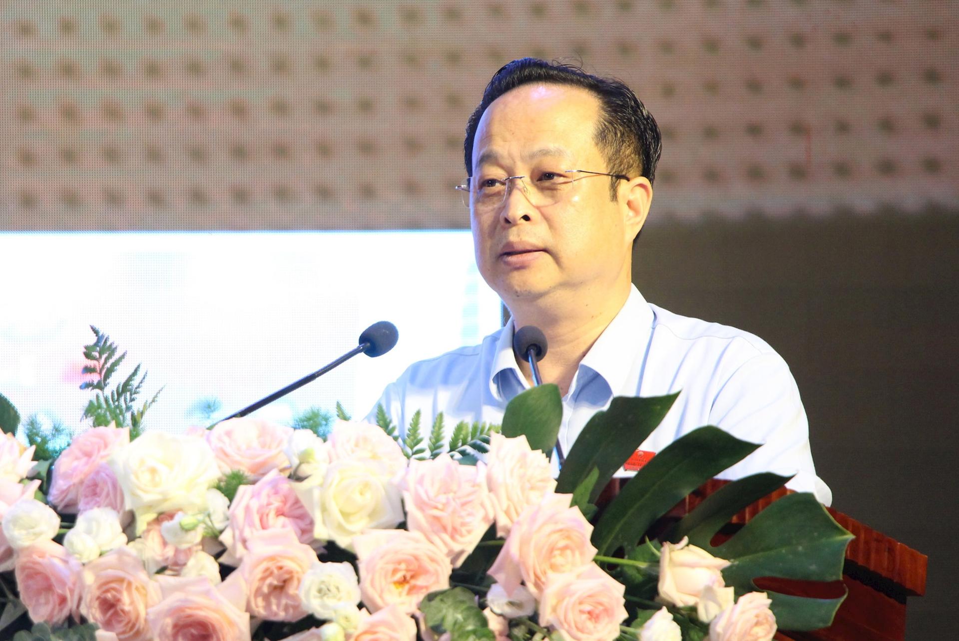 Phó Chủ tịch Thường trực HĐND thành phố Hà Nội Trần Thế Cương phát biểu. Ảnh: MH