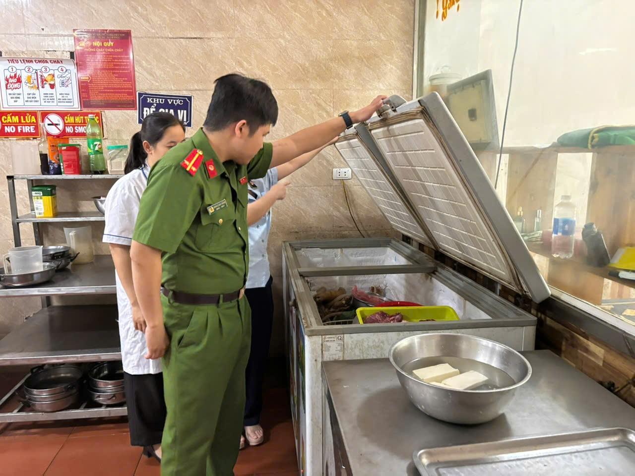 Đoàn kiên quyết xử lý nghiêm những cơ sở vi phạm quy định vệ sinh ATTP