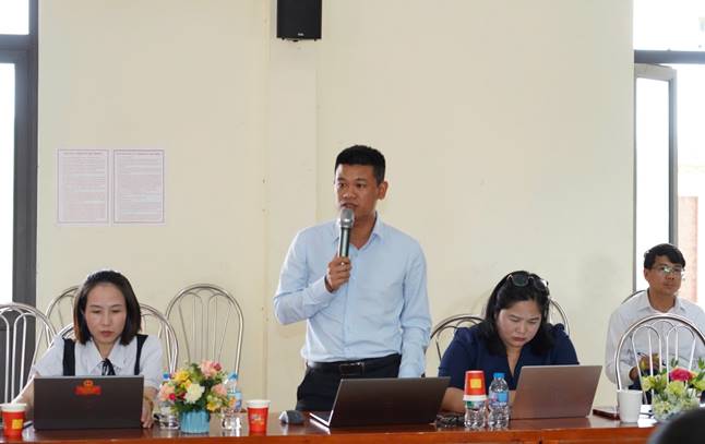 Lãnh đạo Ban quản lý dự án đầu tư - hạ tầng phát biểu tại hội nghị
